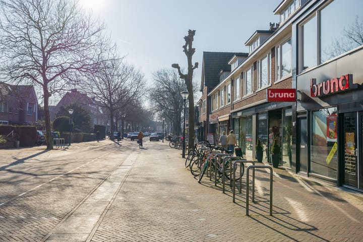 Foto 62 van Hendrik Peeperkornstraat 8