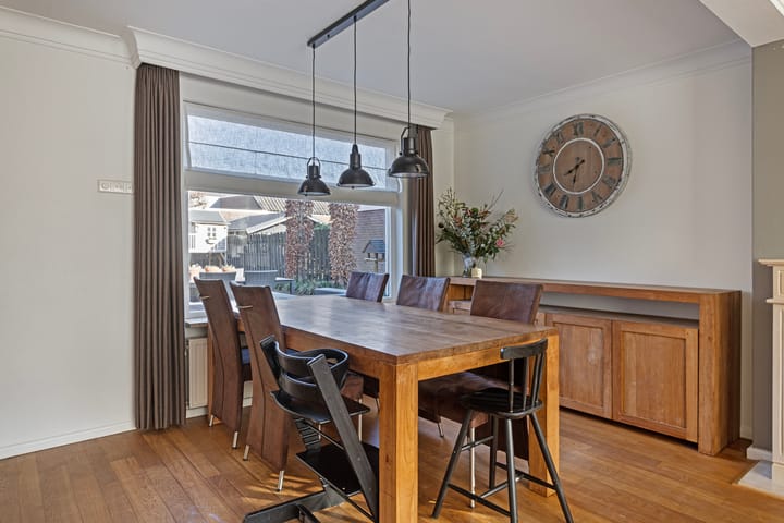 Foto 7 van Vladerackenstraat 8