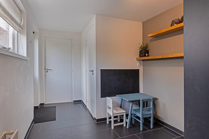 Foto 12 van Vladerackenstraat 8