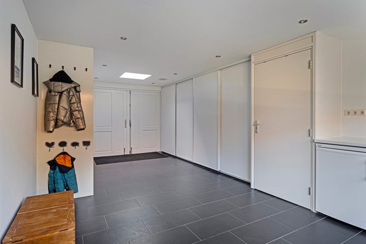 Foto 17 van Vladerackenstraat 8