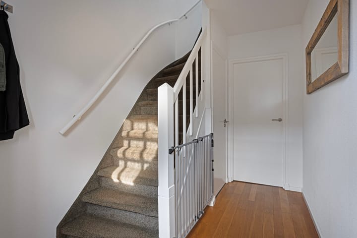 Foto 19 van Vladerackenstraat 8