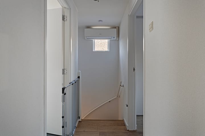 Foto 20 van Vladerackenstraat 8