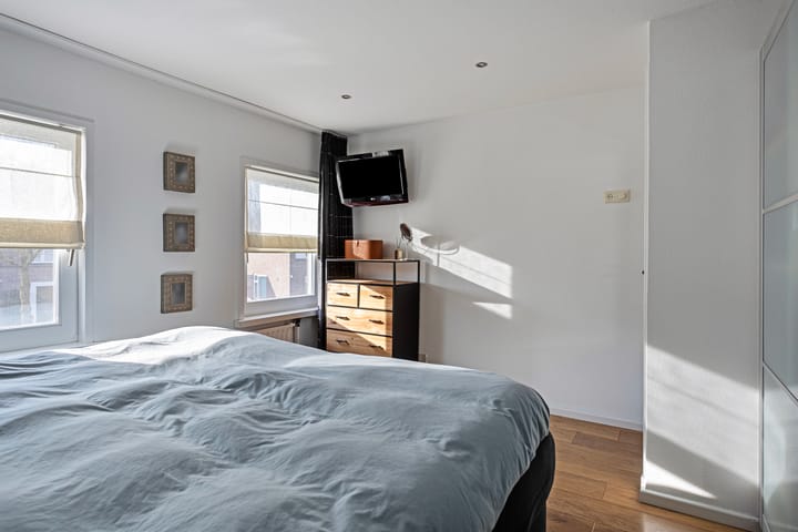 Foto 22 van Vladerackenstraat 8