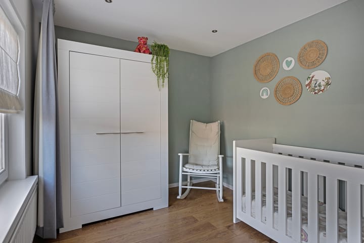 Foto 24 van Vladerackenstraat 8