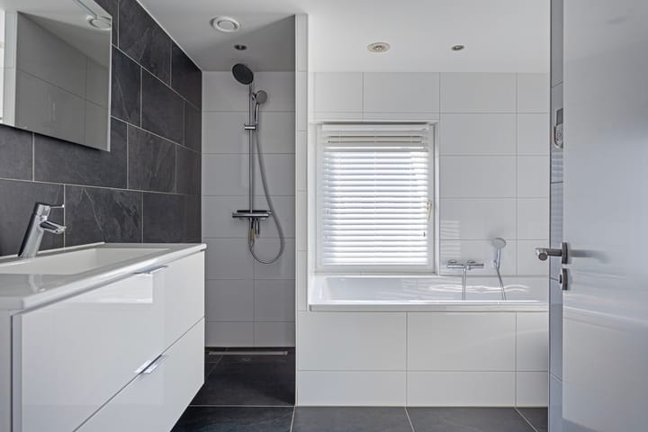 Foto 26 van Vladerackenstraat 8