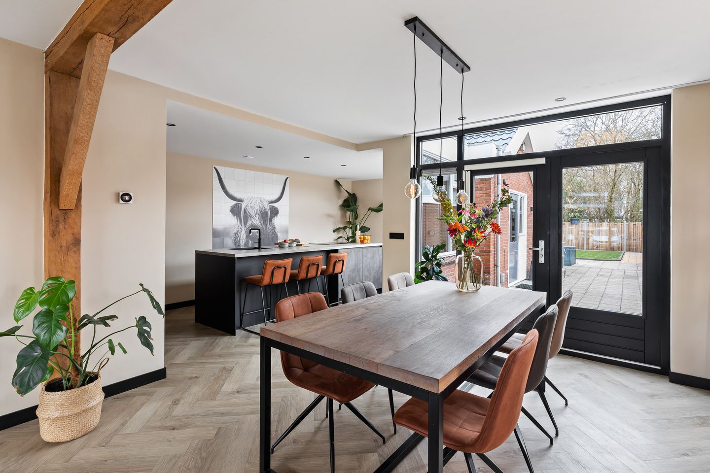 Foto 5 van A T L Hasselbachweg 45