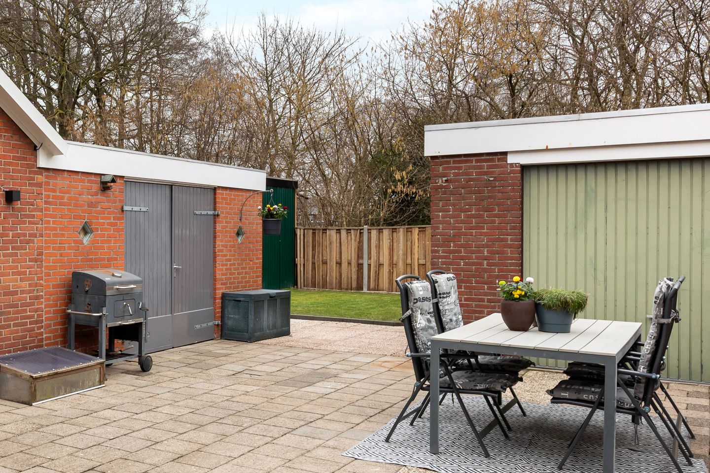 Foto 14 van A T L Hasselbachweg 45