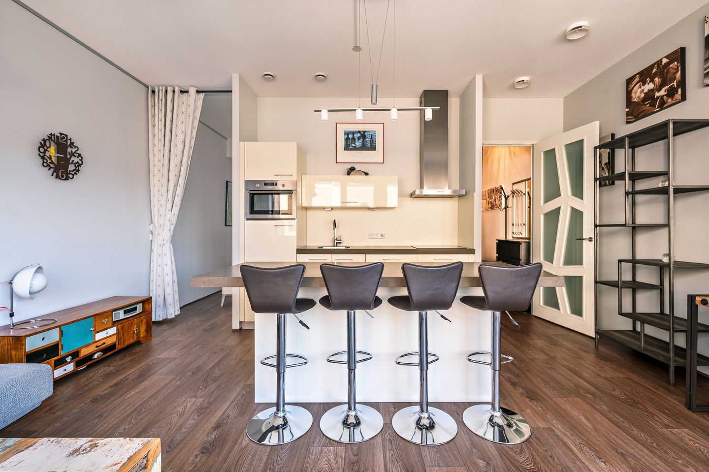 Foto 10 van Rosy Wertheimstraat 48