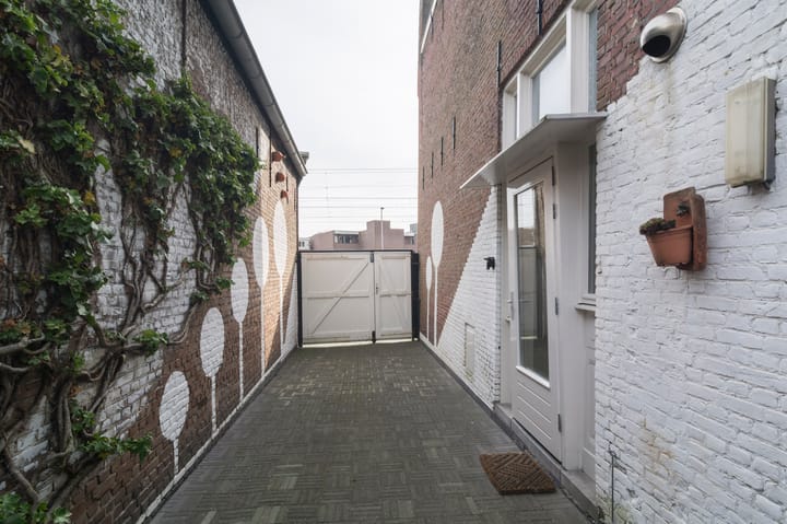 Foto 44 van Badhuisstraat 2