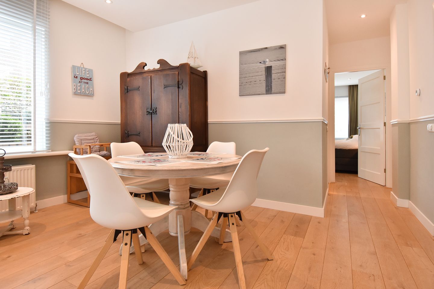 Foto 25 van Gevers Deynootweg 84