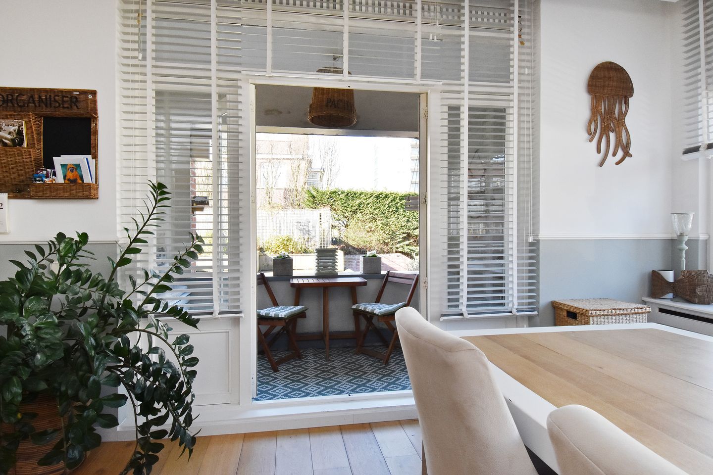 Foto 40 van Gevers Deynootweg 84