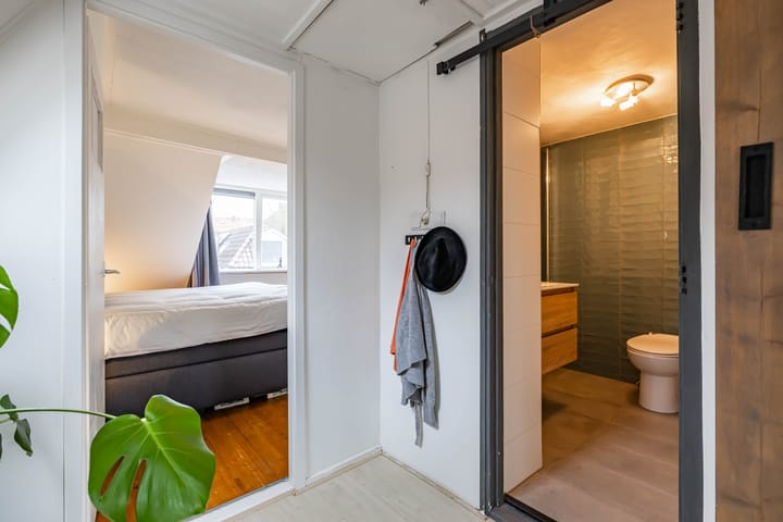 Foto 29 van Eerste Spoorstraat 13