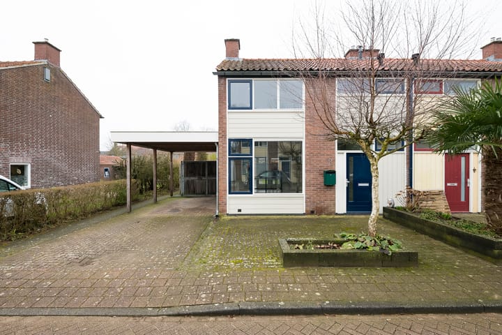 Foto 6 van Meidoornstraat 8