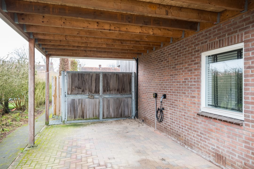 Photo 8 of Meidoornstraat 8