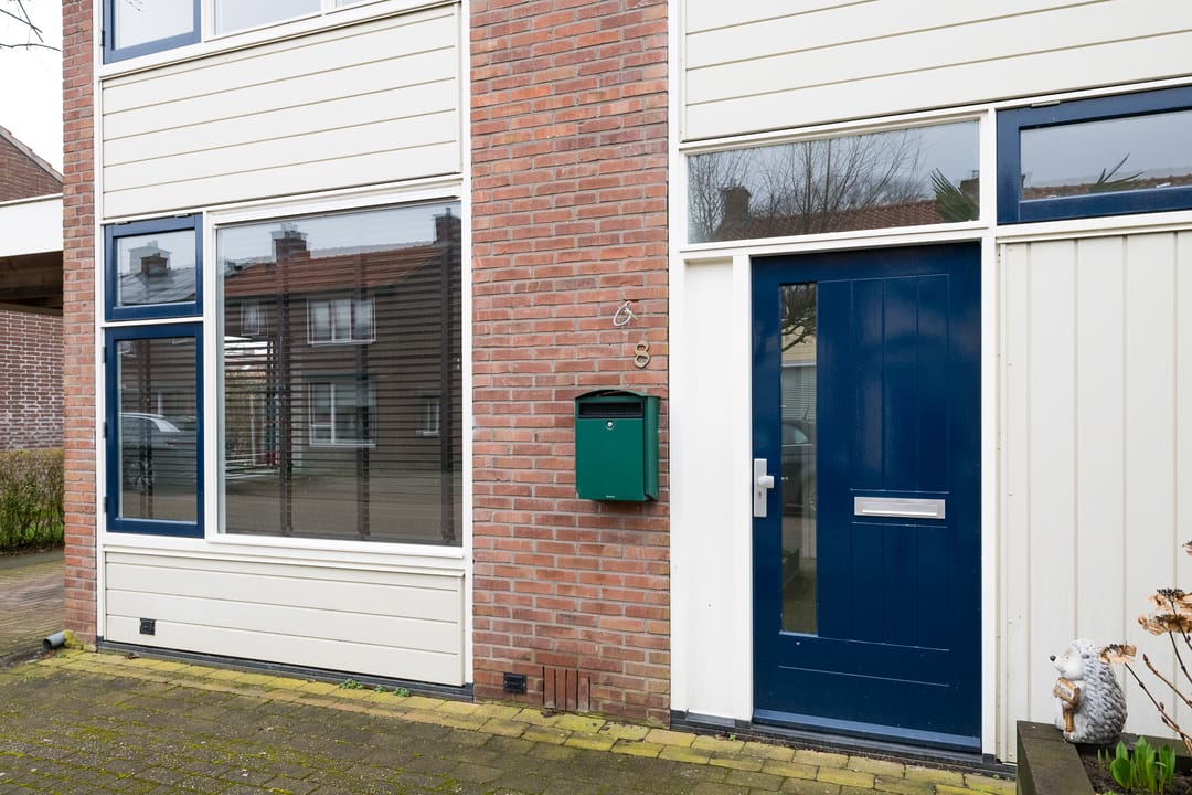 Photo 11 of Meidoornstraat 8