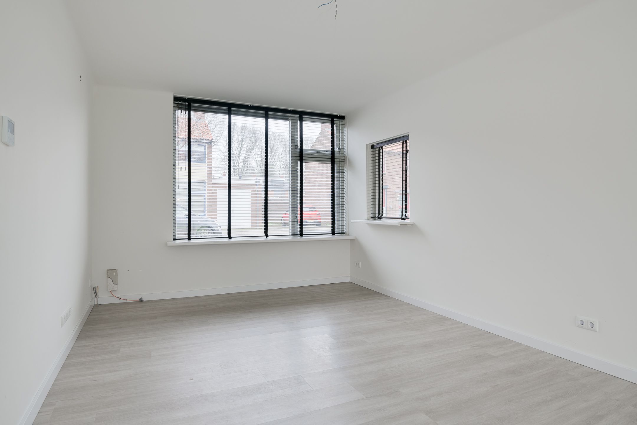 Photo 12 of Meidoornstraat 8