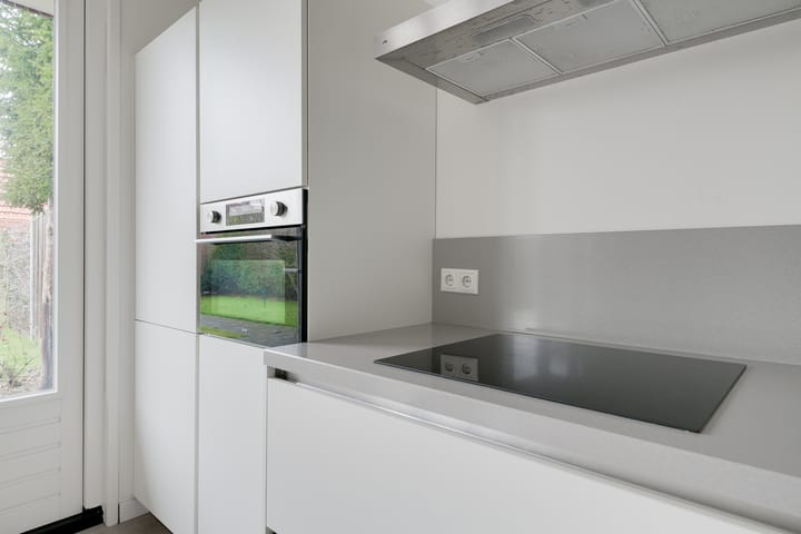 Foto 20 van Meidoornstraat 8