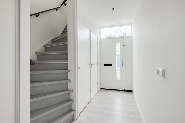 Foto 23 van Meidoornstraat 8