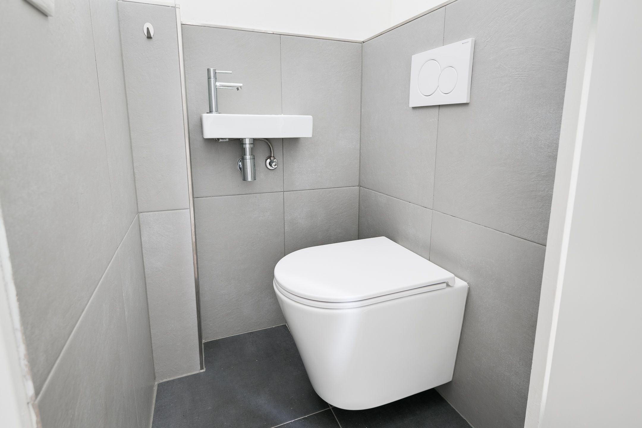 Photo 24 of Meidoornstraat 8