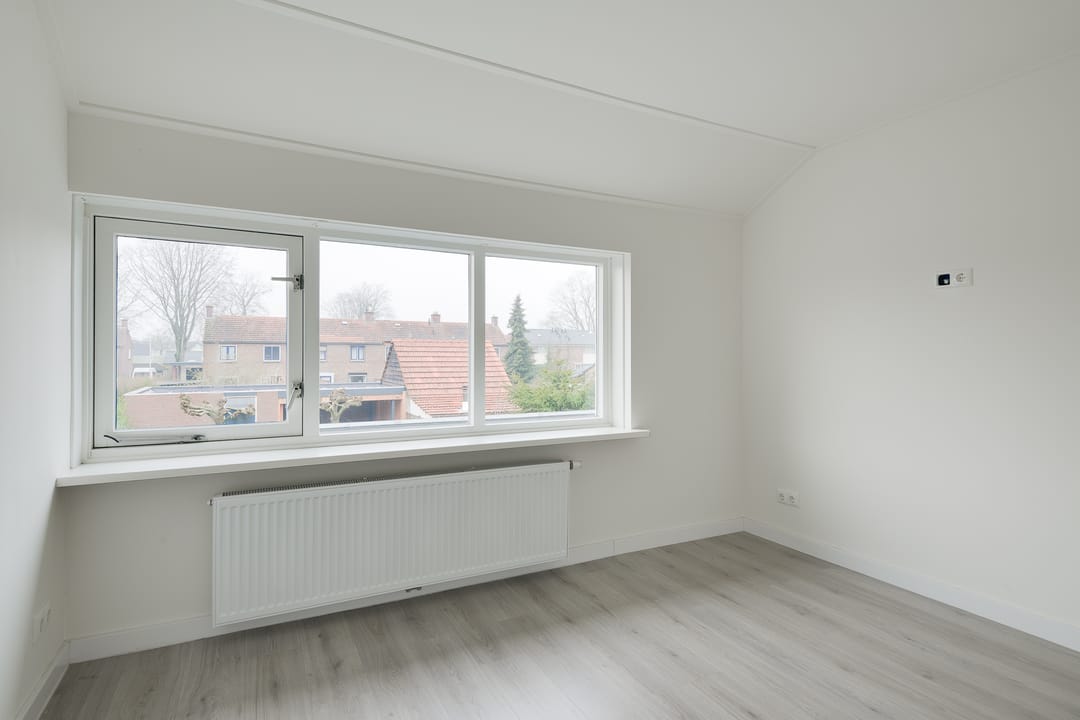 Photo 26 of Meidoornstraat 8