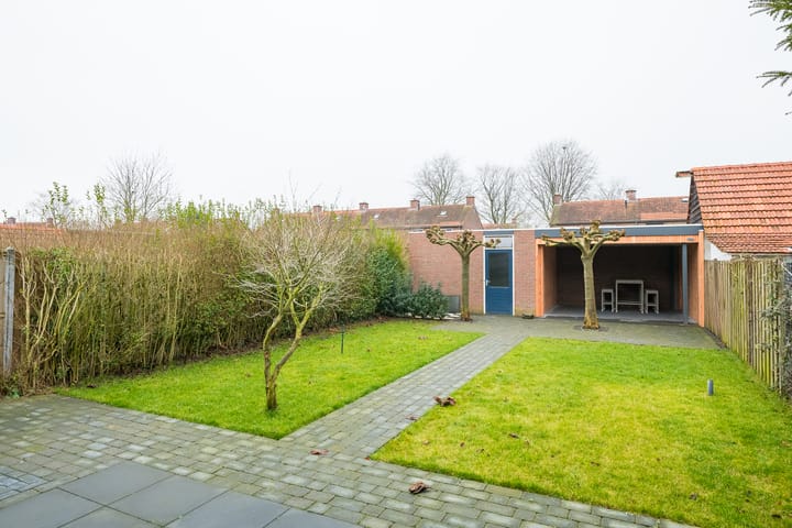 Foto 34 van Meidoornstraat 8