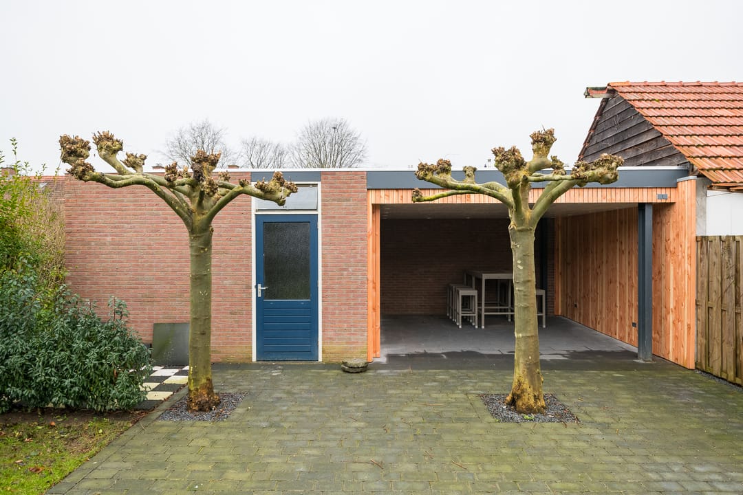 Photo 37 of Meidoornstraat 8