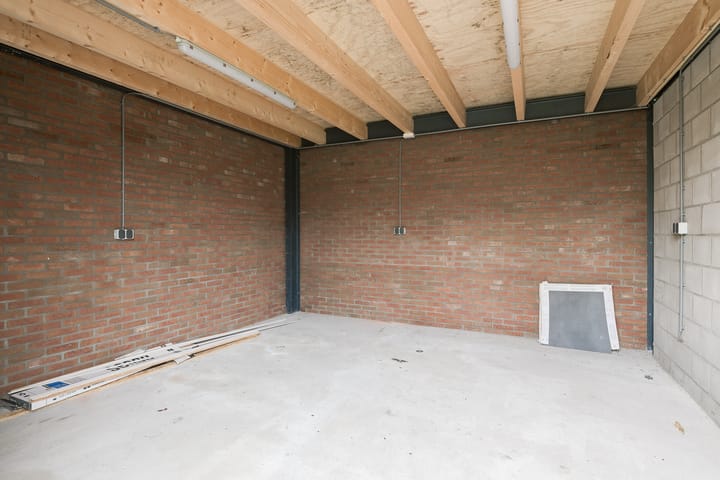 Foto 40 van Meidoornstraat 8