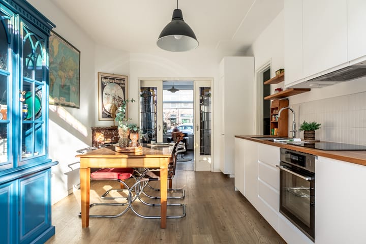 Photo 10 of Van Nesstraat 83-ZW