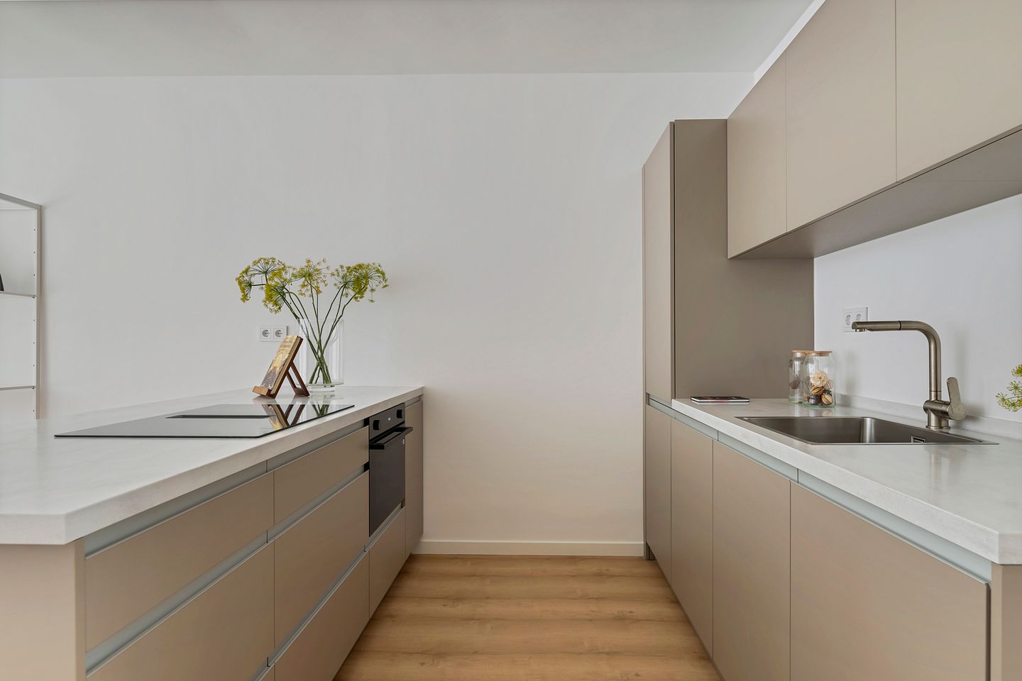 Photo 4 of Utrechtsedwarsstraat 17-C