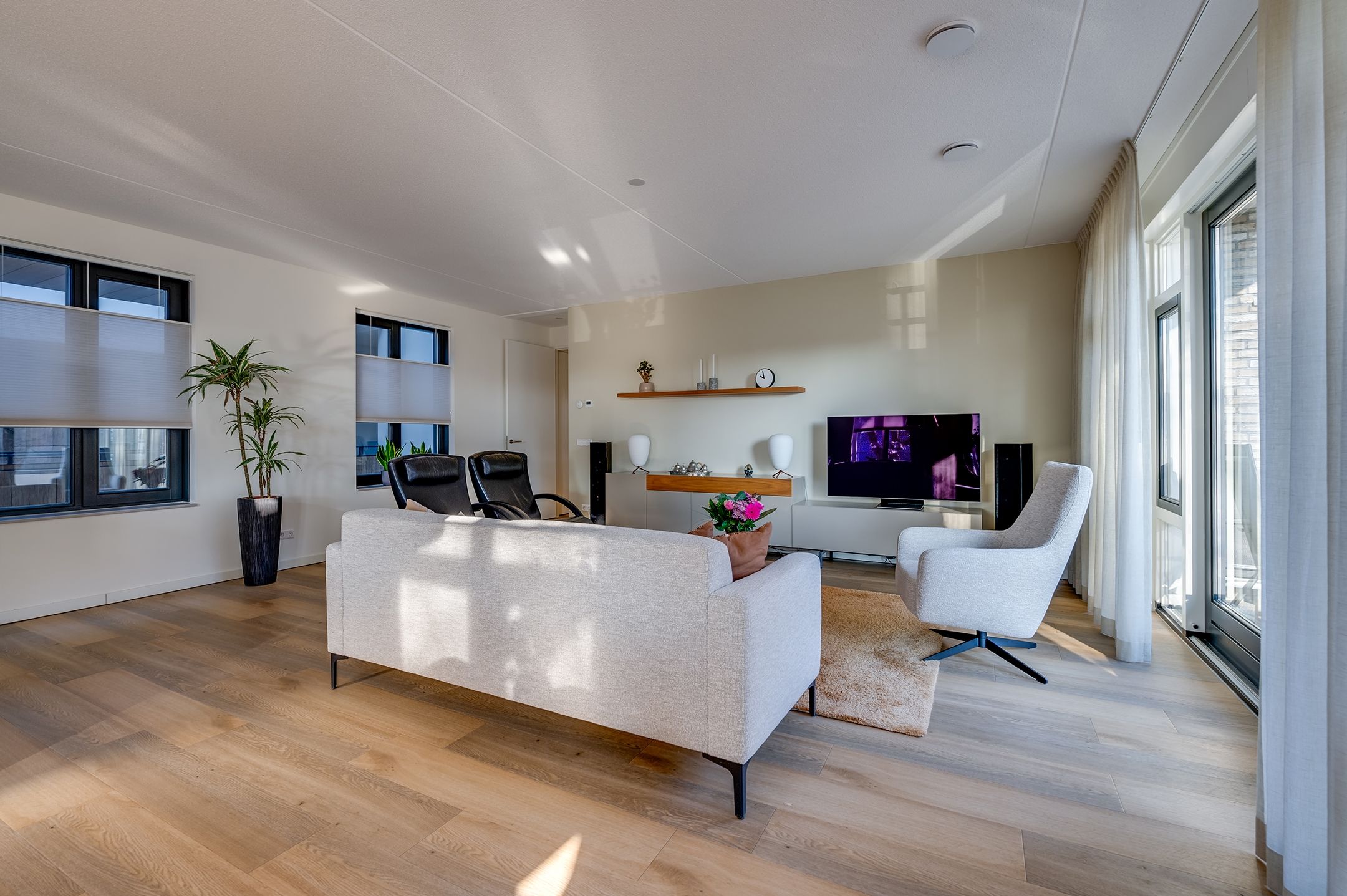 Foto 12 van Dorpsdijk 115-H