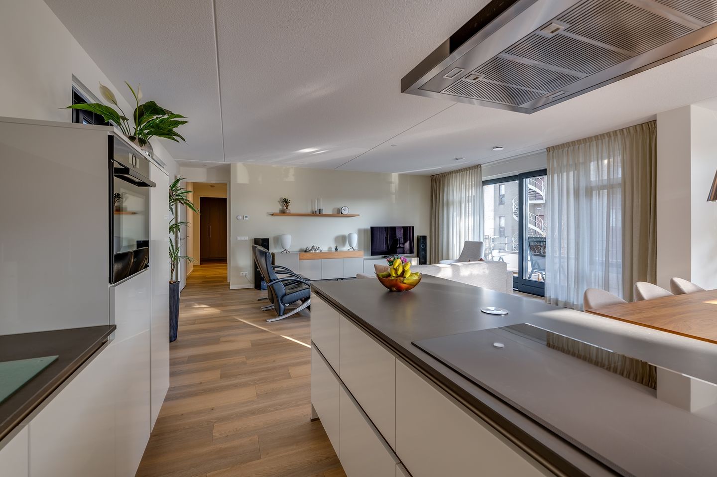 Foto 20 van Dorpsdijk 115-H