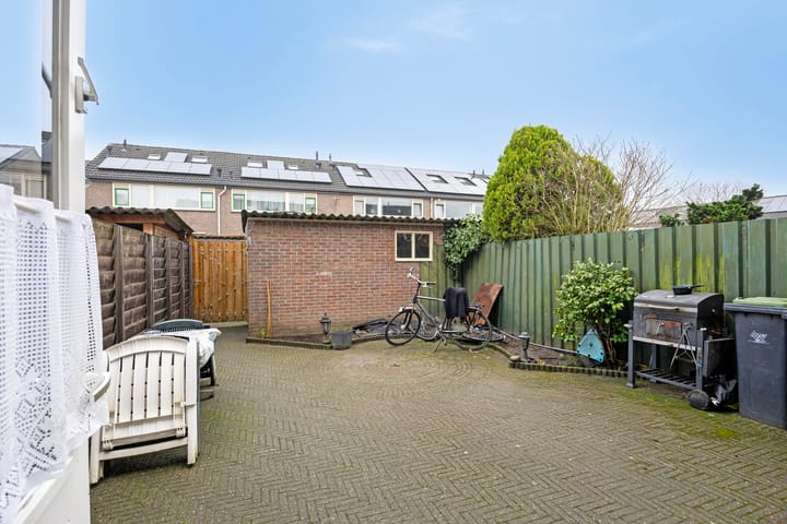 Foto 28 van Esdoornstraat 20