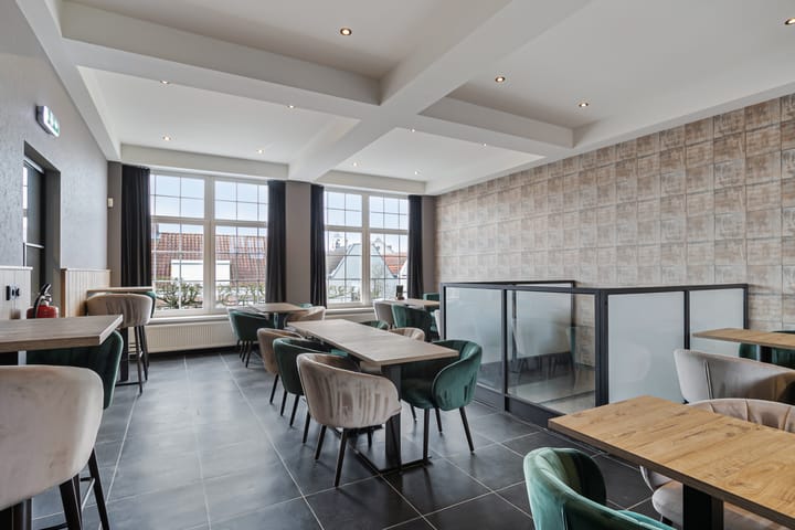 Photo 15 of Voorstraat 41