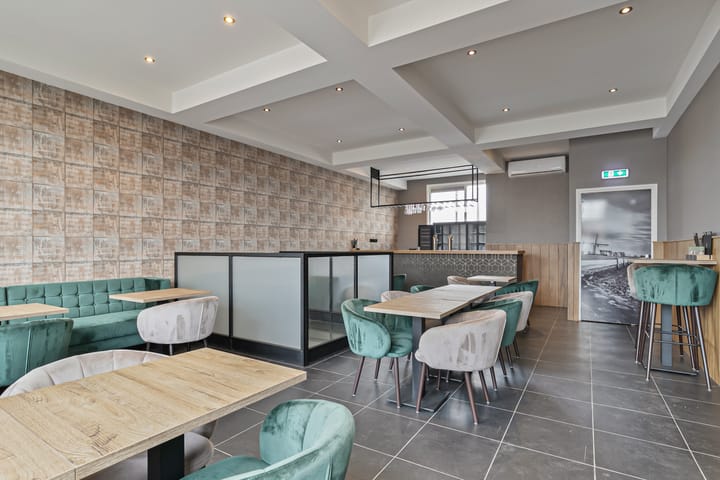 Photo 17 of Voorstraat 41