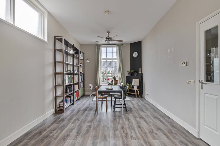 Photo 26 of Voorstraat 41