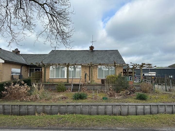 Foto 3 van Meeleweg 8