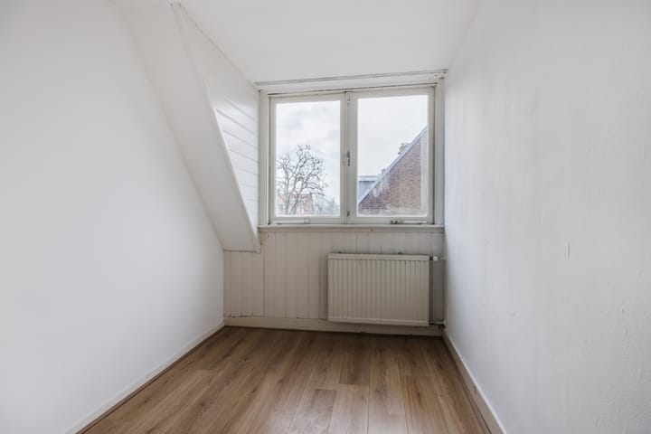 Foto 20 van Azaleastraat 18-A