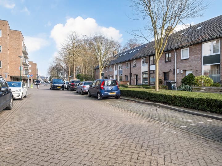 Foto 7 van Vicarielaan 15