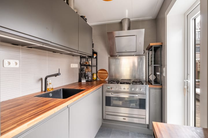 Foto 18 van Vicarielaan 15