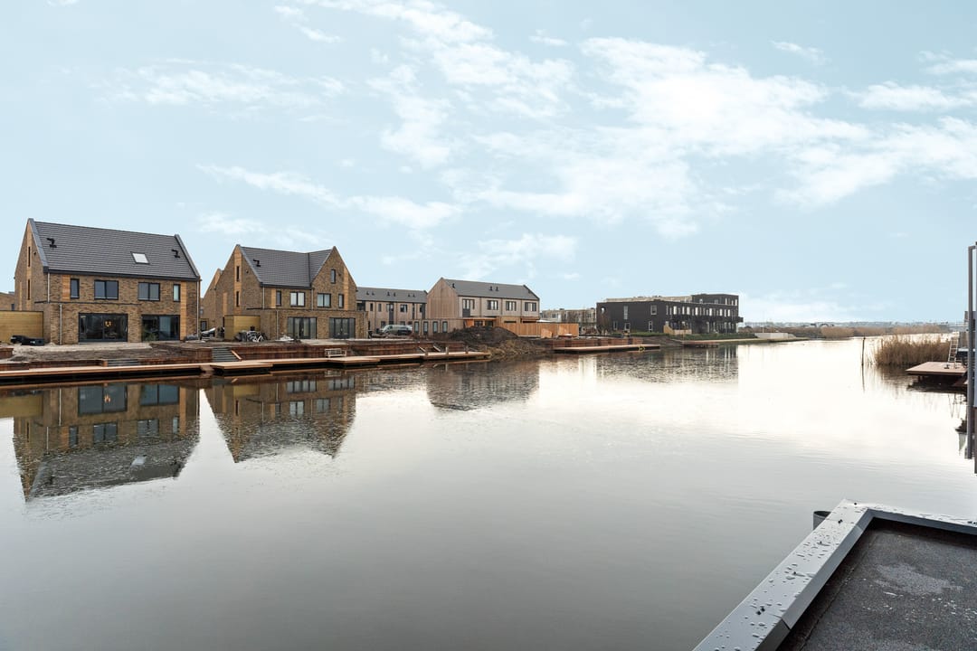 Photo 22 of Helling 52