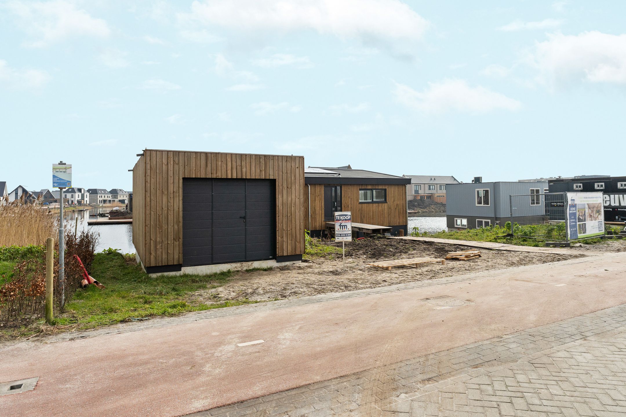 Photo 57 of Helling 52