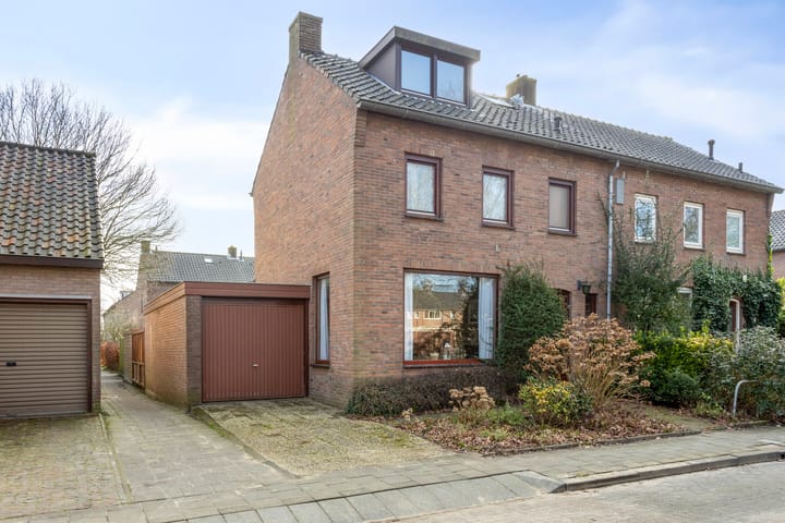 Foto 2 van Torenlaan 17