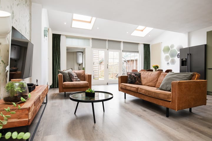 Foto 2 van Schweitzerstraat 44