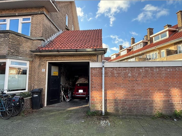 Bekijk foto van Namensestraat 18