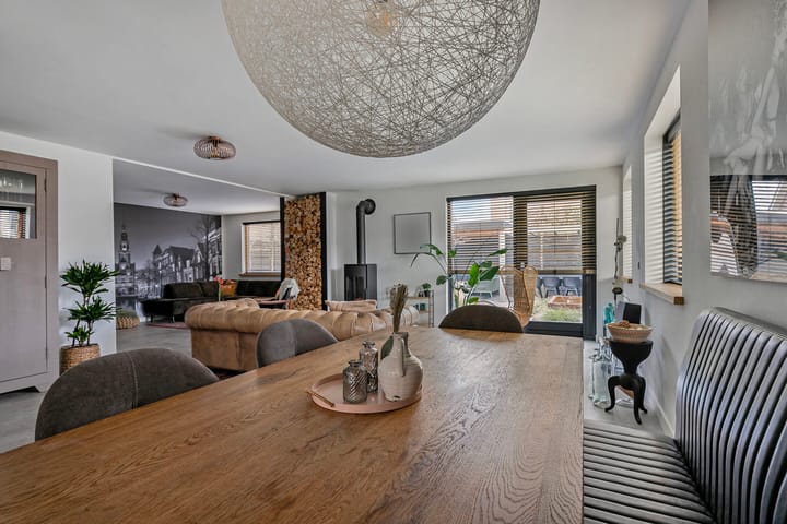 Foto 16 van Ina Boudierstraat 60