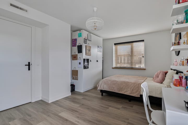 Foto 34 van Ina Boudierstraat 60