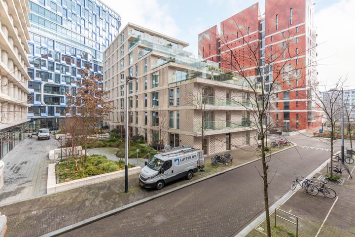 Foto 4 van Rosy Wertheimstraat 53