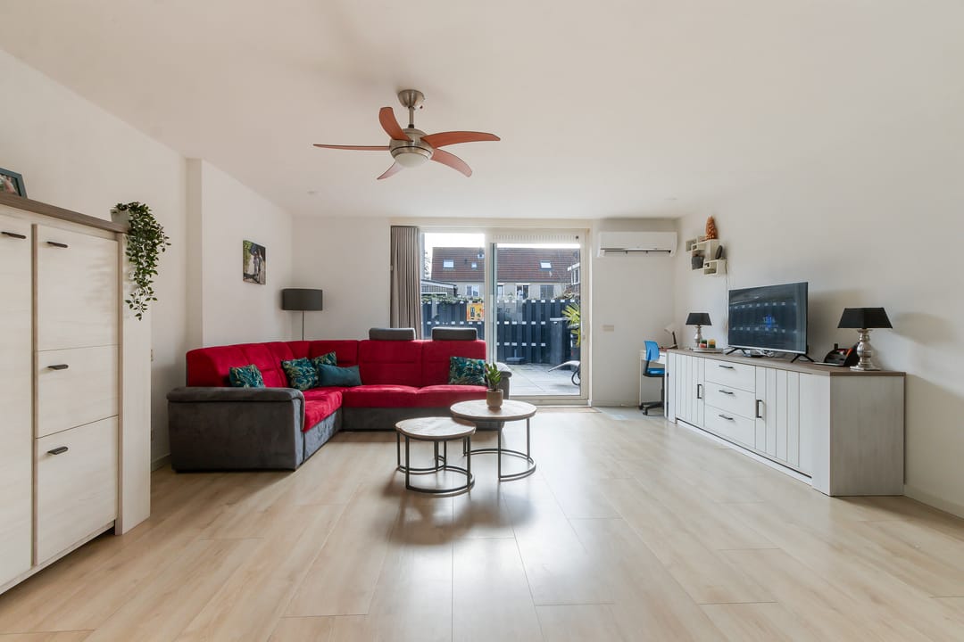 Foto 2 van Mina Krüseman-erf 296