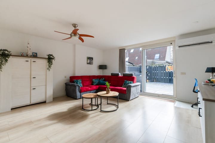 Foto 9 van Mina Krüseman-erf 296