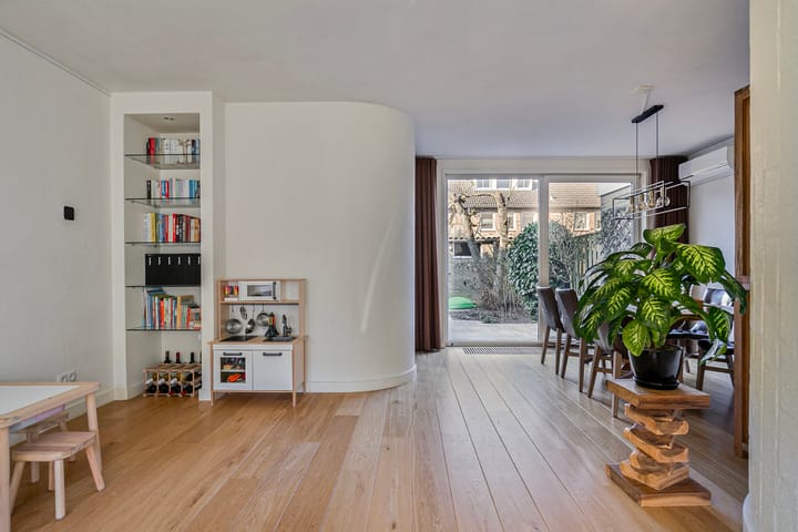 Foto 10 van Busweg 5